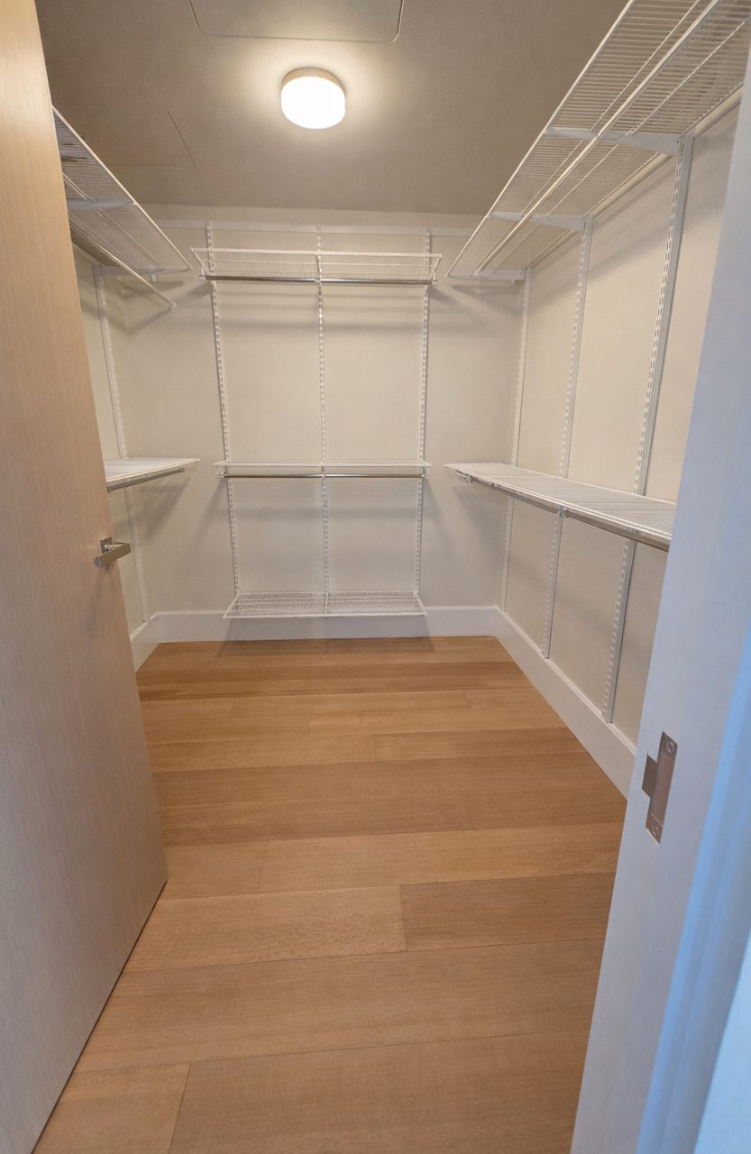 Walk-in closet